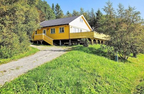 Naeroy House | 6 person holiday home in Naustbukta-By Traum