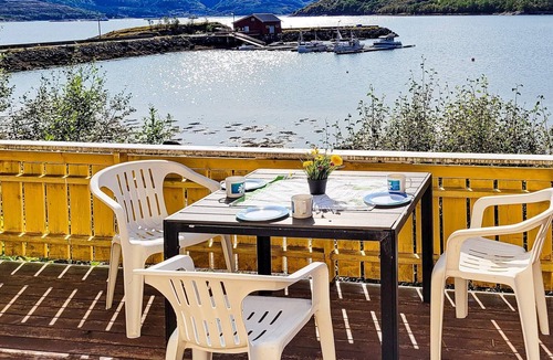 Naeroy House | 6 person holiday home in Naustbukta-By Traum
