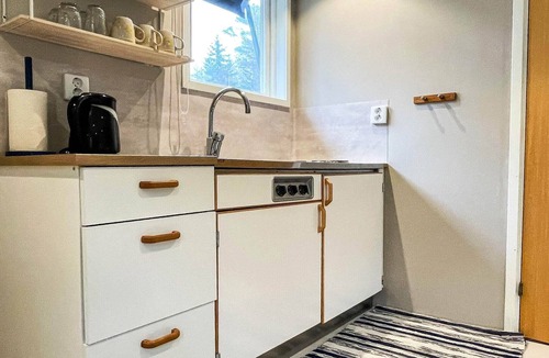 Monsteras House | 6 person holiday home in MÖNSTERÅS