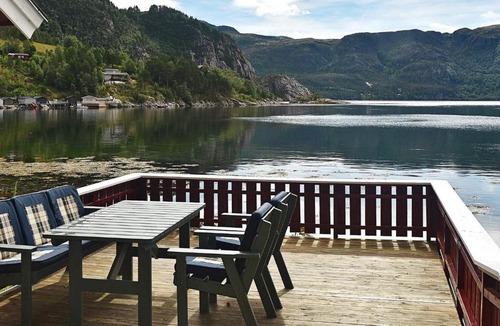 Snillfjord House | 6 person holiday home in Sundlandet