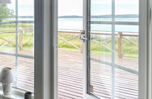Hjo House | 6 person holiday home in HJO-By Traum