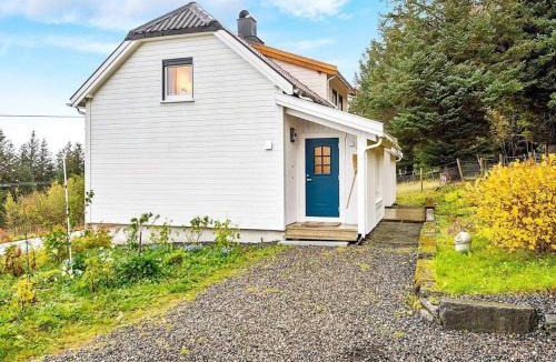 Midsund House | 6 person holiday home in MIDSUND-By Traum