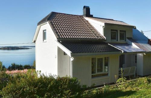 Midsund House | 6 person holiday home in MIDSUND-By Traum