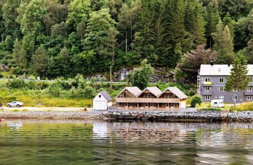 Leirvik House | 6 person holiday home in Leirvik i Sogn-By Traum