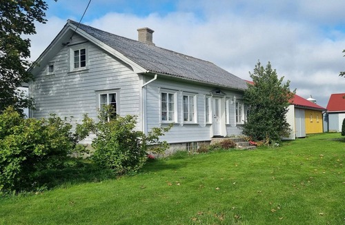 Farsund House | 6 person holiday home in Vanse