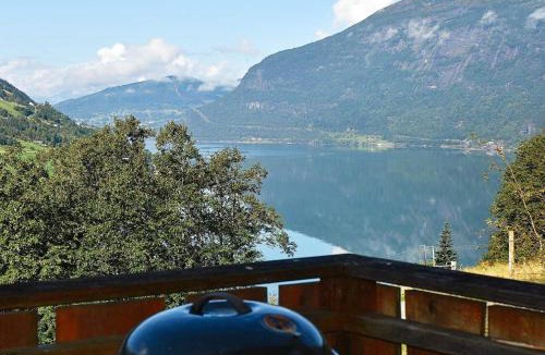 Olden House | 6 person holiday home in olden