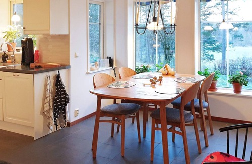 Vato House | 6 person holiday home in VäTö