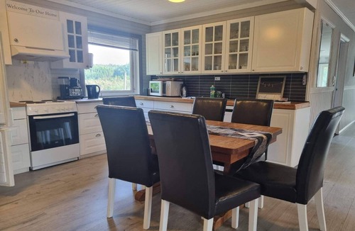 Oyslebo Apartment | 6 person holiday home in Øyslebø
