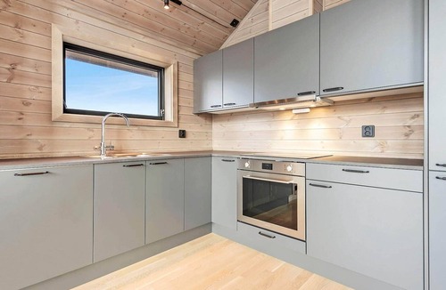 Averoy Municipality House | 6 person holiday home in Averøya