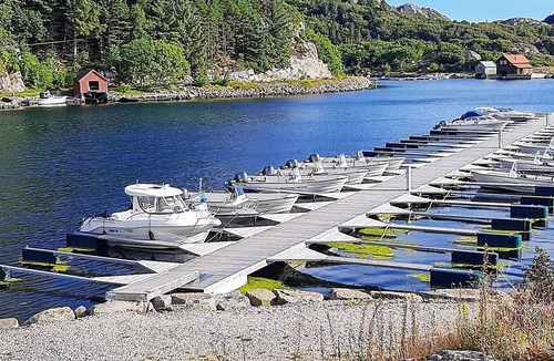 Lyngdal Apartment | 6 person holiday home in lyngdal