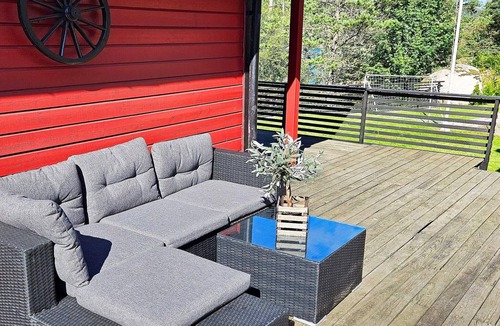 Lyngdal House | 6 person holiday home in lyngdal