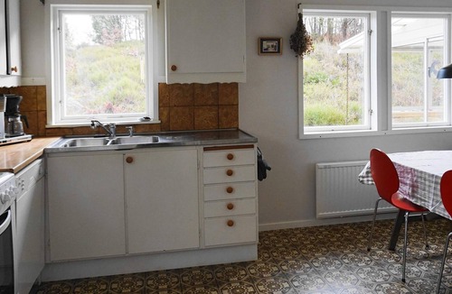 Vastra Gotaland House | 6 person holiday home in ASKERÖN