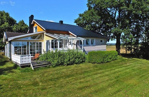 Mellerud House | 6 person holiday home in MELLERUD-By Traum