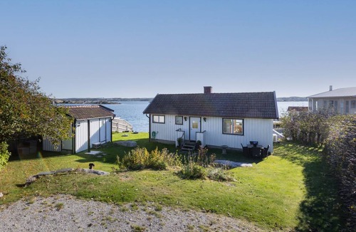 Hoviksnas House | 60 m² House ∙ 2 bedrooms ∙ 6 guests