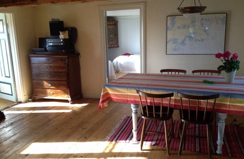 Falkvik House | 62 m² House ∙ 1 bedroom ∙ 4 guests