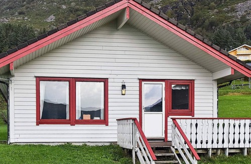 Silda House | 7 person holiday home in Selje