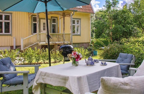 Fargelanda House | 7 person holiday home in FÄRGELANDA