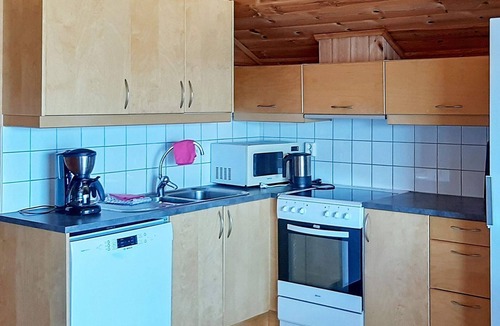 Sjernarøy Apartment | 7 person holiday home in Sjernarøy