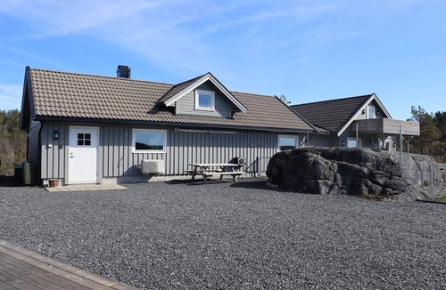 Risor House | 7 person holiday home in Risør