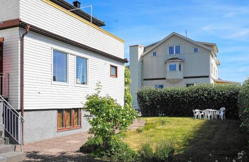 Skaerhamn House | 7 person holiday home in SKÄRHAMN