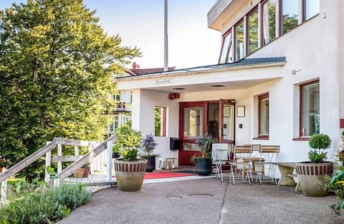 Bastad House | 7 person holiday park home in BÅSTAD