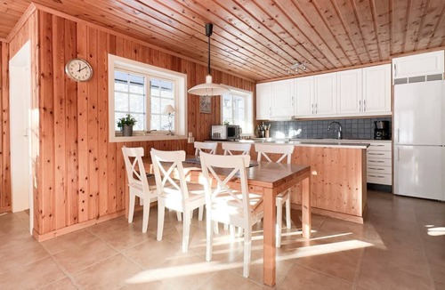 Stoten House | 75 m² House ∙ 2 bedrooms ∙ 6 guests