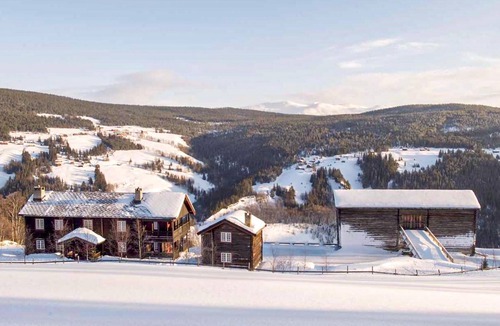 Skabu House | 8 bedroom accommodation in Skåbu