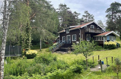 Lilla Edet O House | 8 bedroom apartment in Prässebo