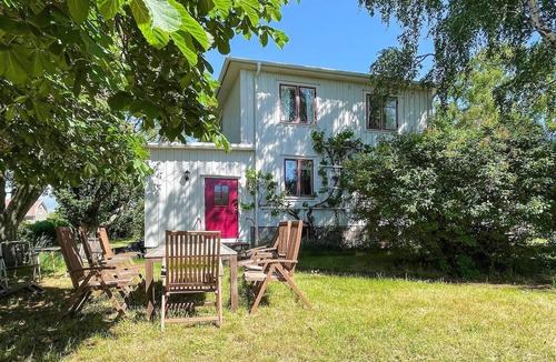 Morbylanga House | 8 person holiday home in MÖRBYLÅNGA