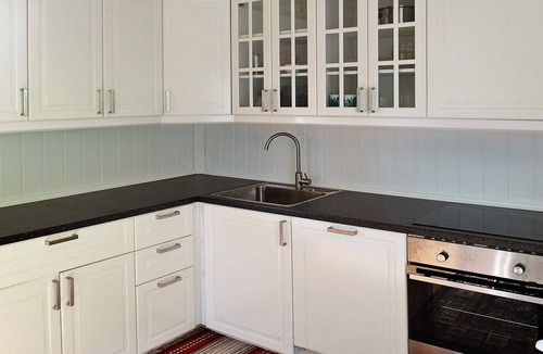 Skjervoy House | 8 person holiday home in Arnøyhamn