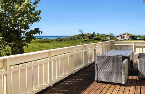 Bremanger House | 8 person holiday home in Bremanger