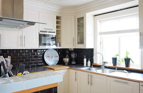 Kungshamn House | 8 person holiday home in KUNGSHAMN