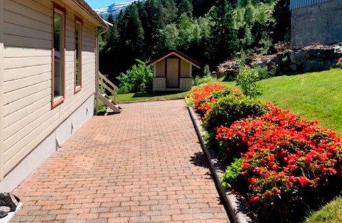 Volda House | 8 person holiday home in Austefjorden