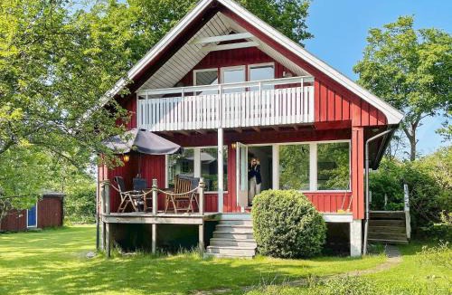 Branno House | 8 person holiday home in BRäNNö-By Traum
