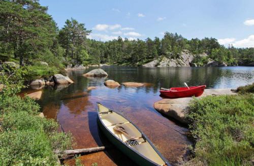 Lyngdal House | 8 person holiday home in Kvås