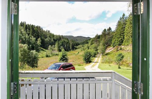 Lyngdal House | 8 person holiday home in Kvås