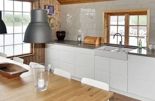 Aure House | 8 person holiday home in Lesund