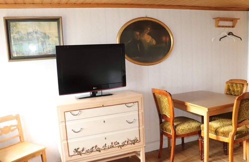 Apelviken House | 8 person holiday home in VARBERG