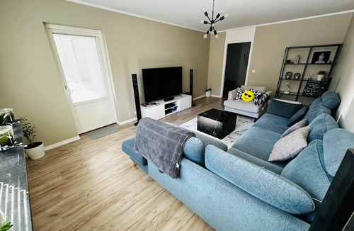 Edsberg Apartment | 86 m² Apartment ∙ 2 bedrooms ∙ 4 guests