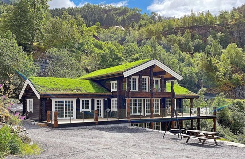 Geiranger House | 9 person holiday home in Geiranger-By Traum