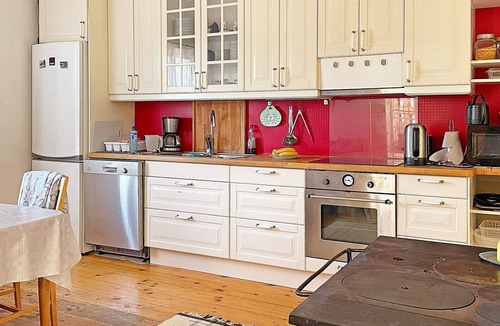 Lysvik House | 9 person holiday home in LYSVIK