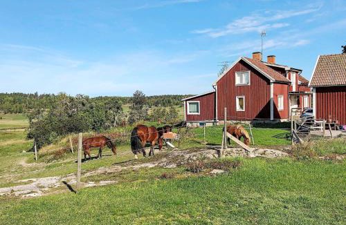Tystberga House | 9 person holiday home in Tystberga