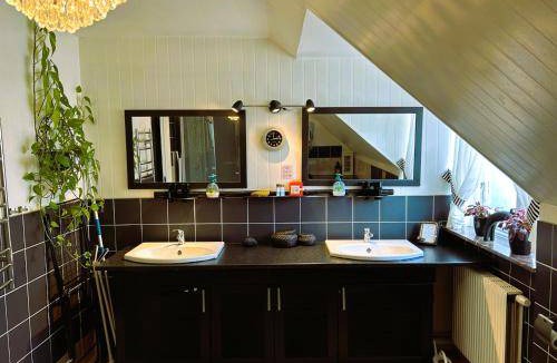 Innerstaden Apartment | 90 m² Apartment ∙ 3 bedrooms ∙ 8 guests