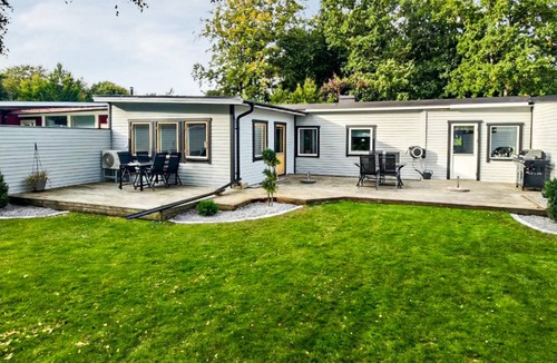 Hoor House | 90 m² House ∙ 2 bedrooms ∙ 6 guests