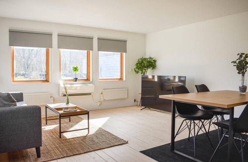 Hoor House | 90 m² House ∙ 2 bedrooms ∙ 6 guests