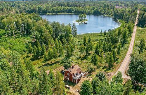 Sturefors House | 90 m² House ∙ 2 bedrooms ∙ 4 guests