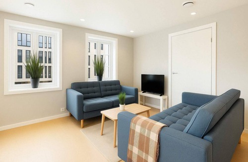 Kristiansand House | 92m to Kvadraturen I Renovated 2025 l Balcony