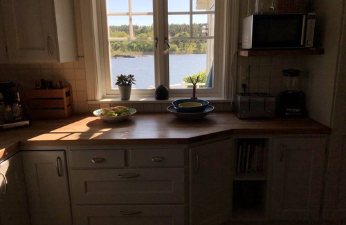 Varmdo House | A beautiful house with private access to the sea, 25 km to the city.