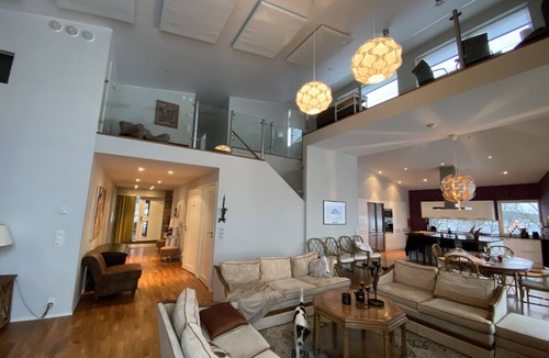Sjovik Villa | A dream house at the lake Mjörn with a panoramic view.