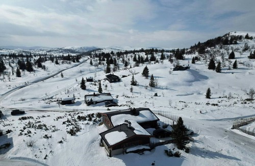 Sor-Aurdal House | A mountain cabin near hiking trails and ski slopes